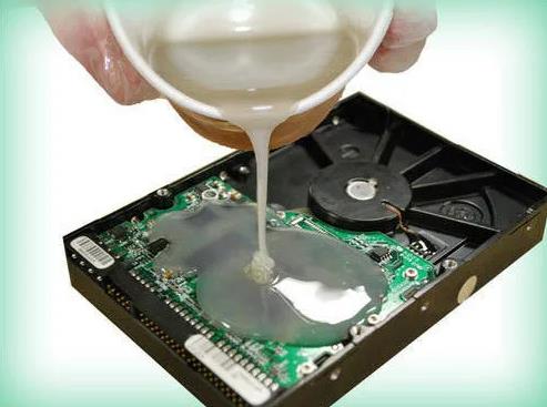 环氧树脂胶的化学性能解析与应用范围综述(图1)